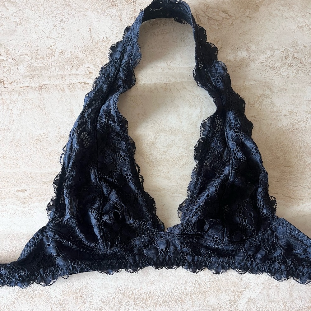 black bralette